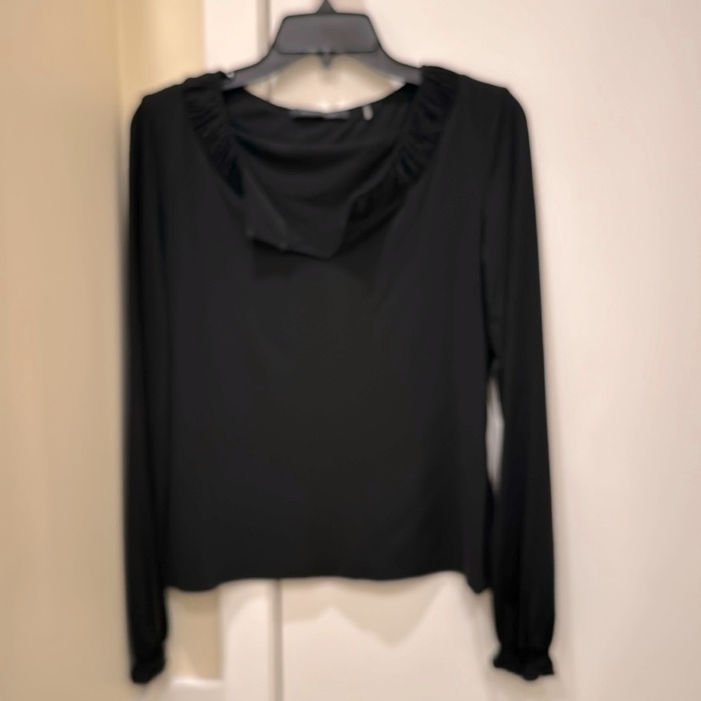 Elie Tahari blouse